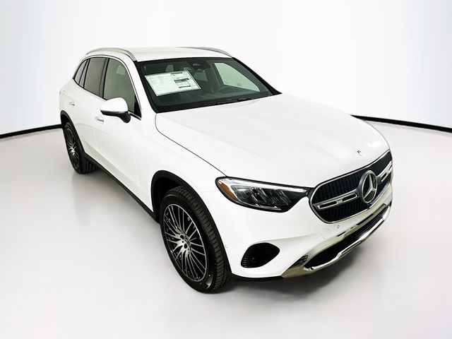 2025 Mercedes-Benz GLC 300