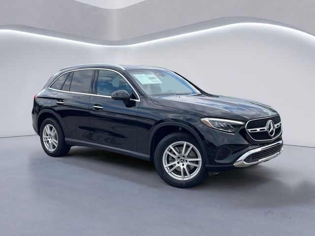 2025 Mercedes-Benz GLC 300