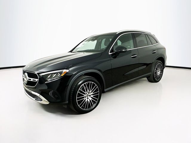 2025 Mercedes-Benz GLC 300