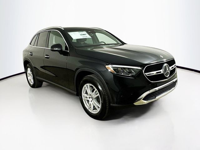 2025 Mercedes-Benz GLC 300