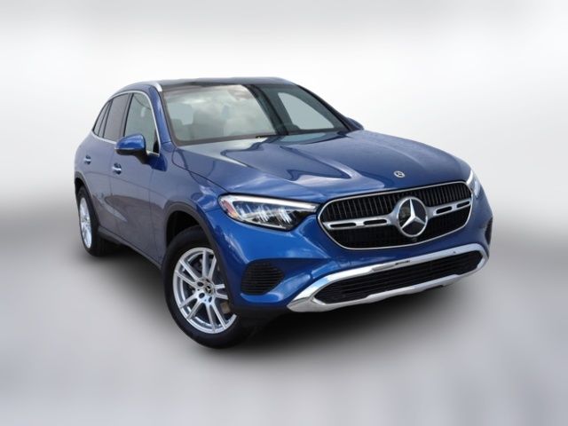 2025 Mercedes-Benz GLC 300