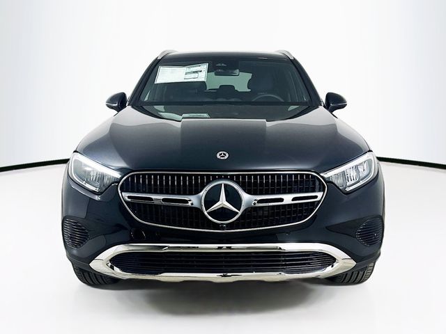 2025 Mercedes-Benz GLC 300