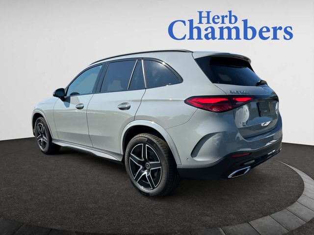 2025 Mercedes-Benz GLC 300