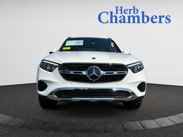 2025 Mercedes-Benz GLC 300