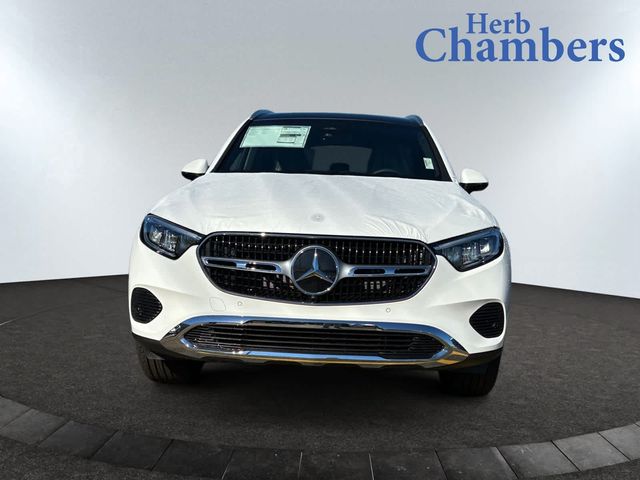 2025 Mercedes-Benz GLC 300