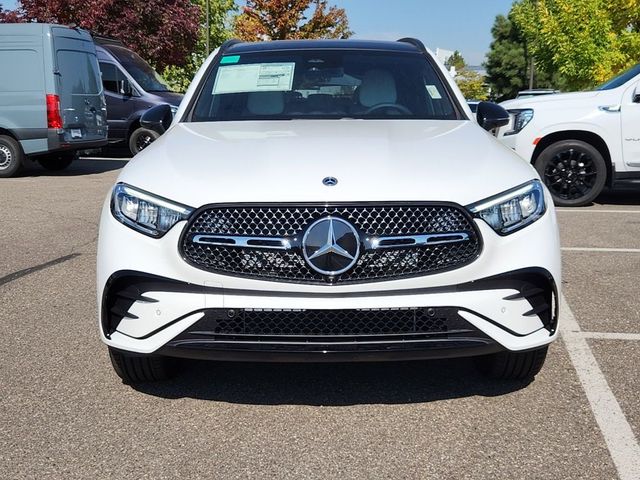 2025 Mercedes-Benz GLC 300