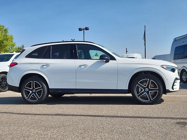 2025 Mercedes-Benz GLC 300