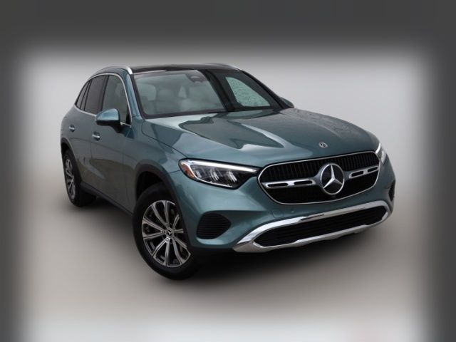 2025 Mercedes-Benz GLC 300