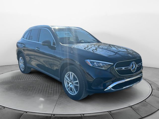 2025 Mercedes-Benz GLC 300