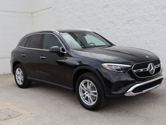 2025 Mercedes-Benz GLC 300