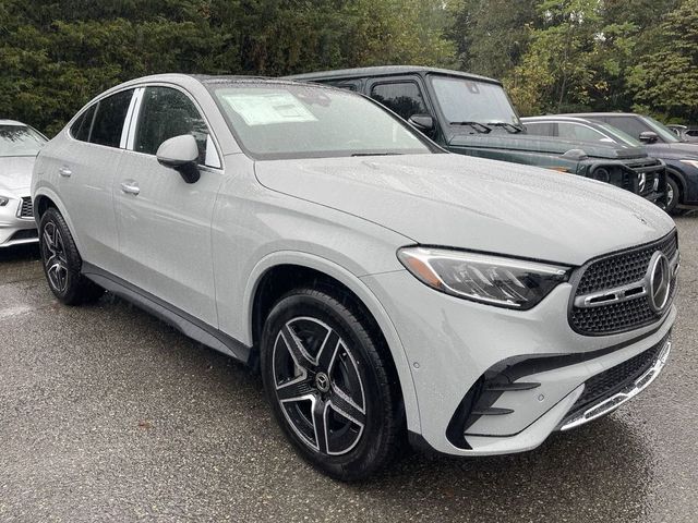 2025 Mercedes-Benz GLC 300