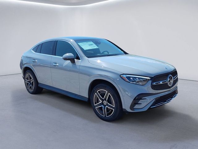 2025 Mercedes-Benz GLC 300