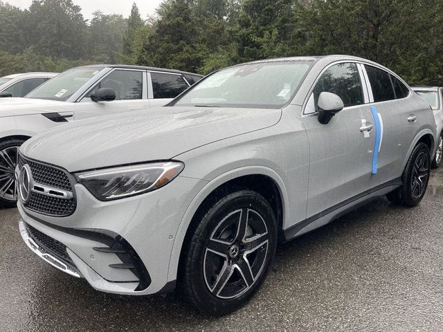 2025 Mercedes-Benz GLC 300