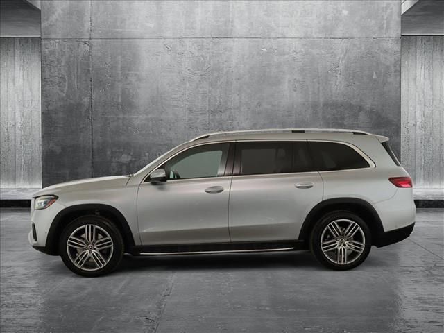 2025 Mercedes-Benz GLS 450
