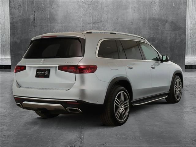 2025 Mercedes-Benz GLS 450