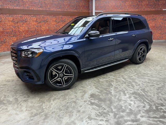 2025 Mercedes-Benz GLS 450