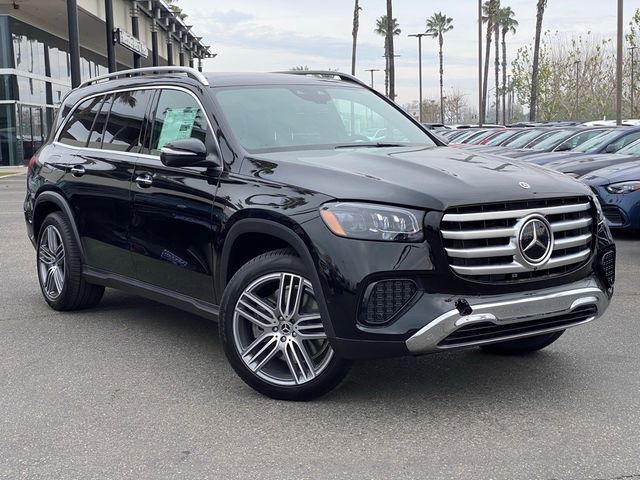 2025 Mercedes-Benz GLS 450