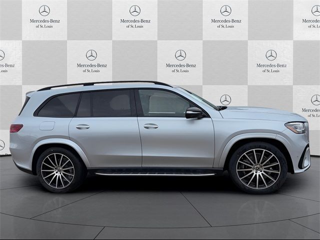 2025 Mercedes-Benz GLS 450