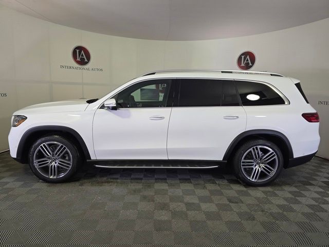 2025 Mercedes-Benz GLS 450