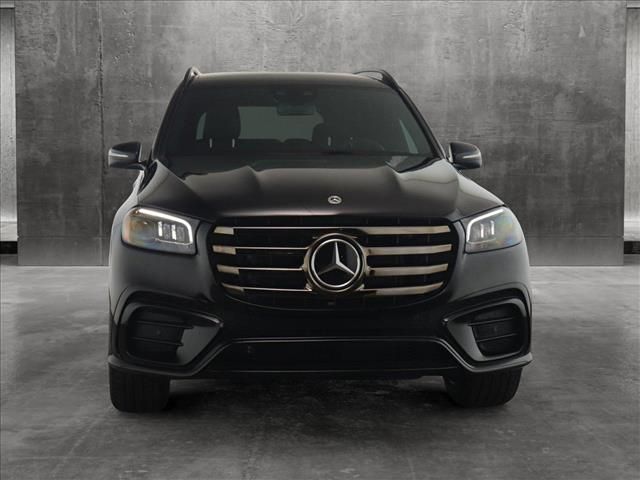 2025 Mercedes-Benz GLS 450