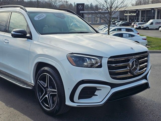 2025 Mercedes-Benz GLS 450