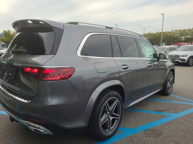 2025 Mercedes-Benz GLS 450