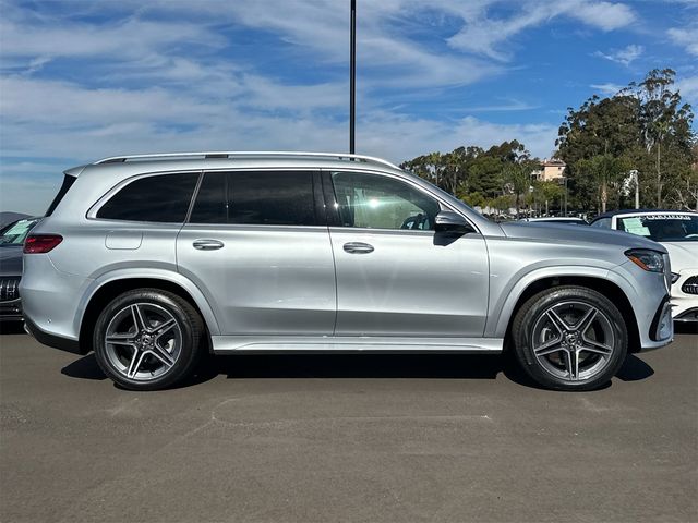 2025 Mercedes-Benz GLS 450