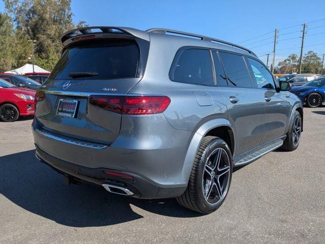 2025 Mercedes-Benz GLS 450