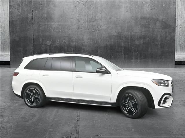 2025 Mercedes-Benz GLS 450