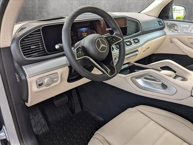 2025 Mercedes-Benz GLS 450