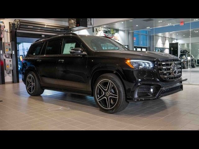 2025 Mercedes-Benz GLS 450