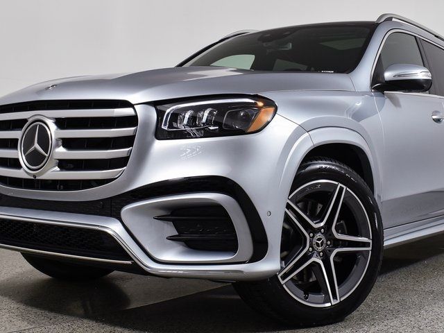 2025 Mercedes-Benz GLS 450