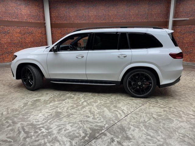 2025 Mercedes-Benz GLS 450