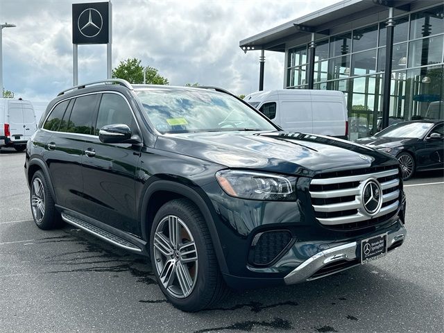 2025 Mercedes-Benz GLS 450