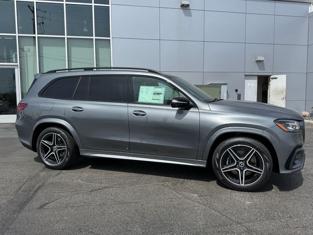 2025 Mercedes-Benz GLS 450