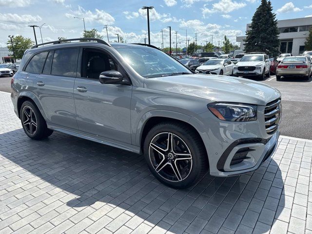 2025 Mercedes-Benz GLS 450