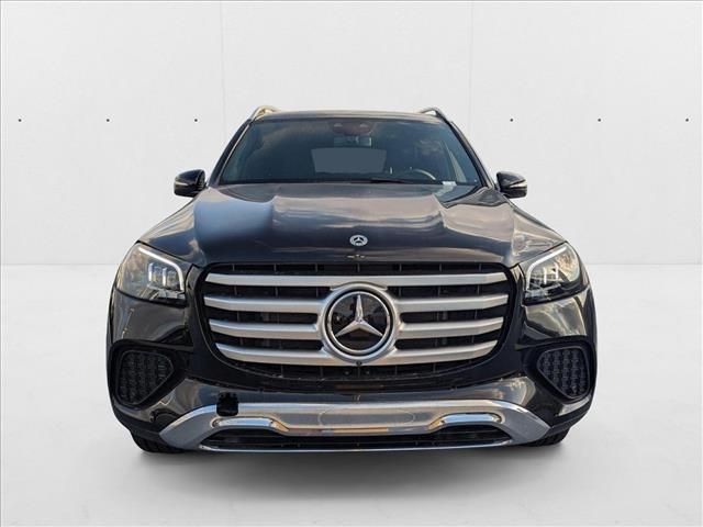 2025 Mercedes-Benz GLS 450