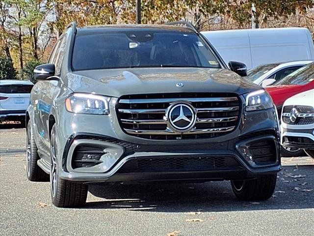 2025 Mercedes-Benz GLS 450