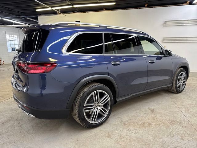 2025 Mercedes-Benz GLS 450