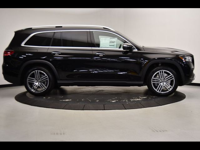 2025 Mercedes-Benz GLS 450