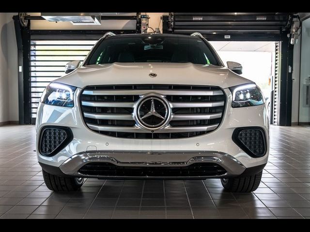 2025 Mercedes-Benz GLS 450