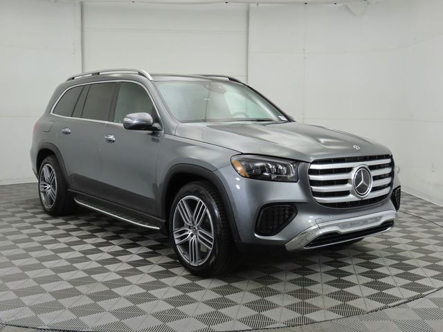 2025 Mercedes-Benz GLS 450