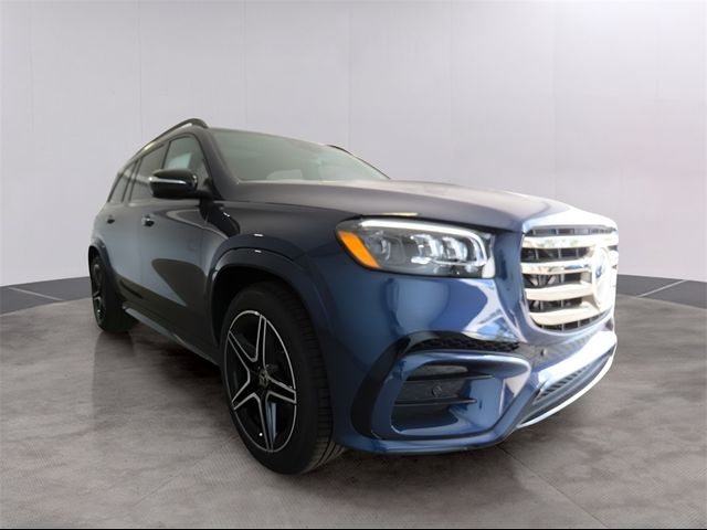 2025 Mercedes-Benz GLS 450