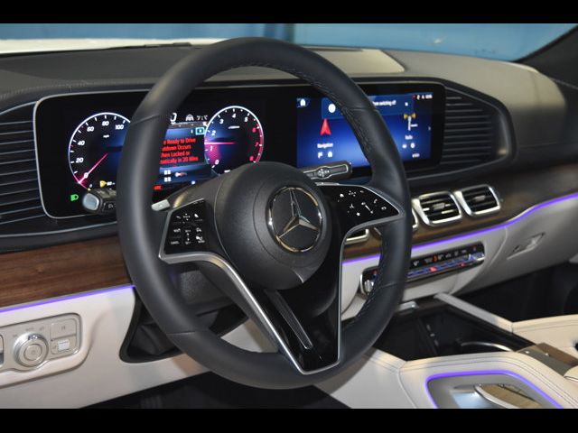 2025 Mercedes-Benz GLS 450