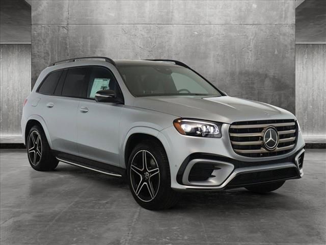 2025 Mercedes-Benz GLS 450