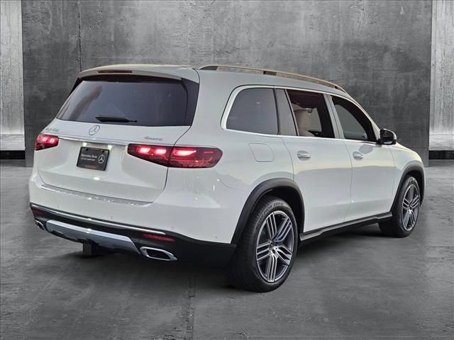 2025 Mercedes-Benz GLS 450