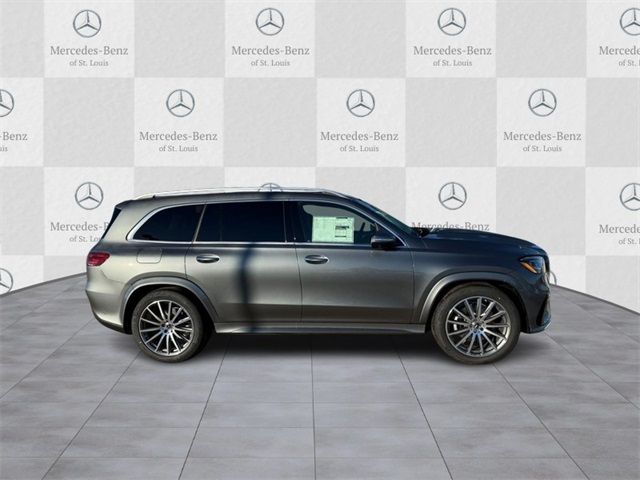 2025 Mercedes-Benz GLS 450