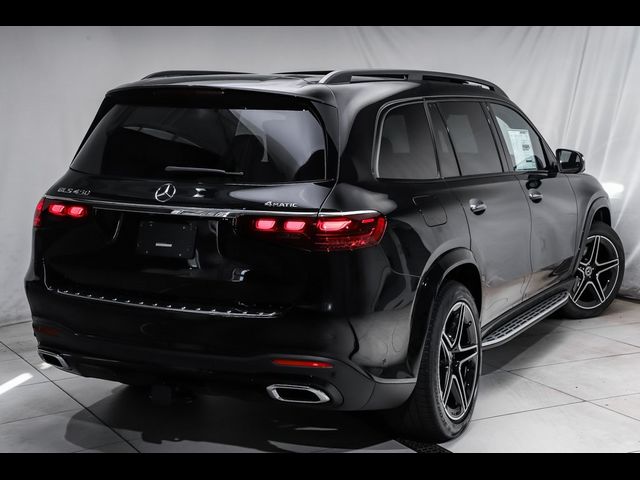 2025 Mercedes-Benz GLS 450