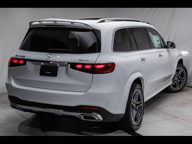 2025 Mercedes-Benz GLS 450