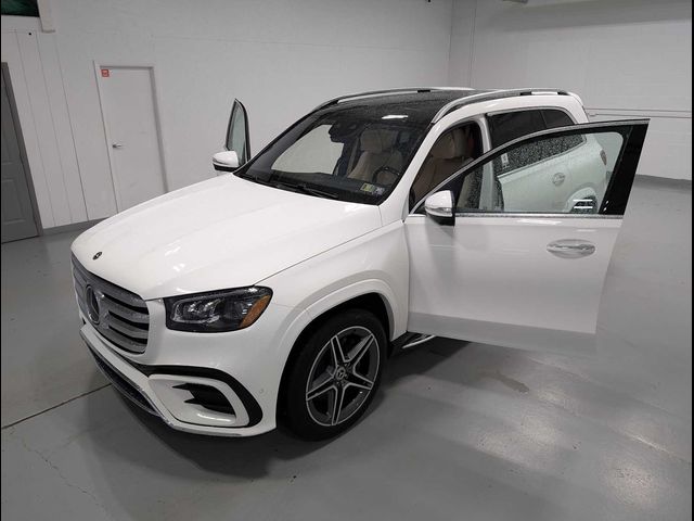 2025 Mercedes-Benz GLS 450